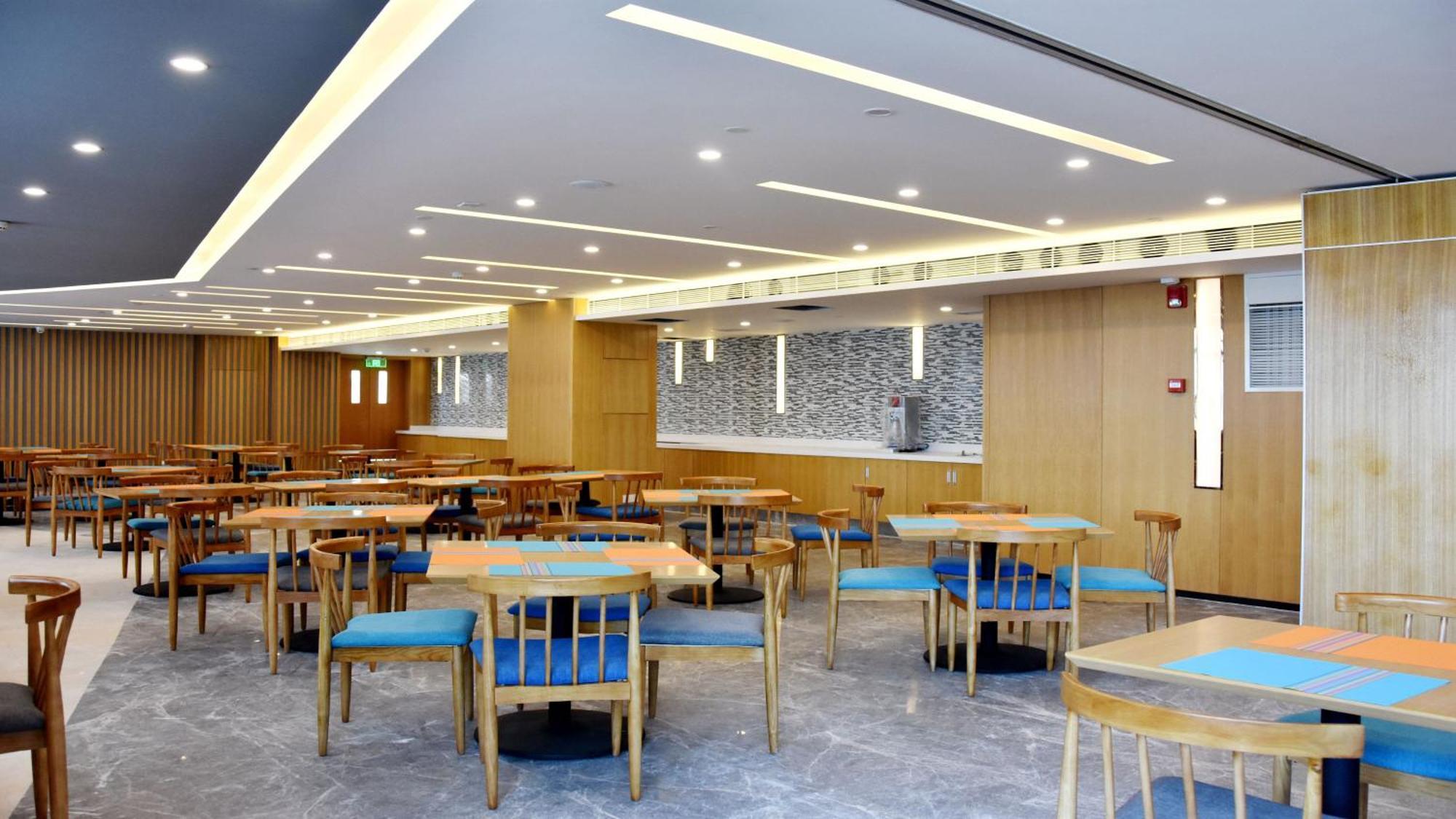 Holiday Inn Express Chengdu Airport Zone Free Shuttle From Shuangliu International Airport To Hotel ,Welcome Drink Kültér fotó