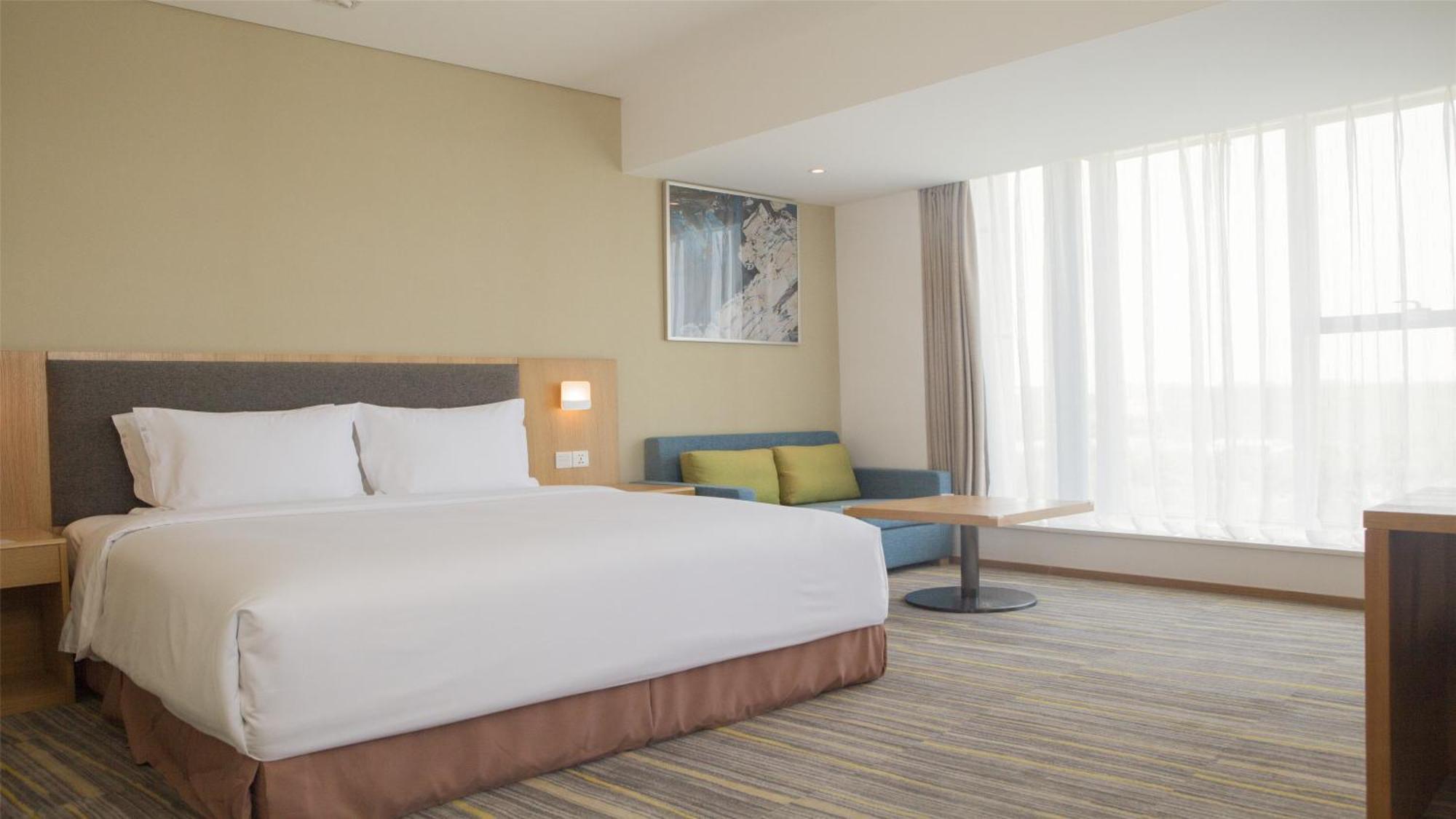 Holiday Inn Express Chengdu Airport Zone Free Shuttle From Shuangliu International Airport To Hotel ,Welcome Drink Kültér fotó